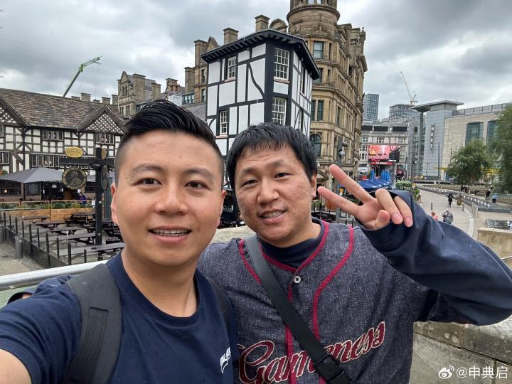 博主：牛梓屹哥哥在英国曼彻斯特读了两个硕士，做物理理疗师