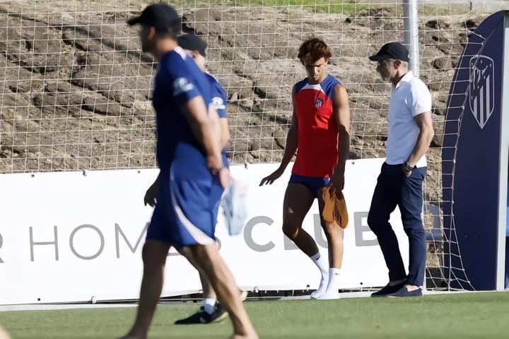 马卡：不满7号被剥夺以及未来不明，菲利克斯与马竞总监争吵