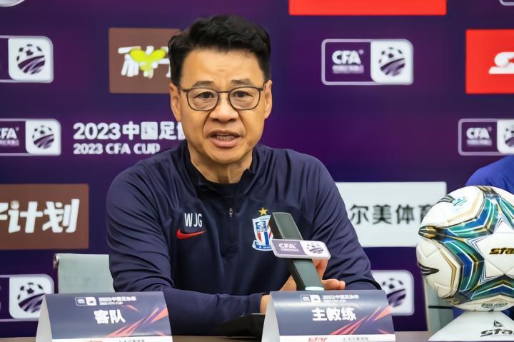 吴金贵：成绩出色得益于团结；重用年轻人为中国足球做点贡献