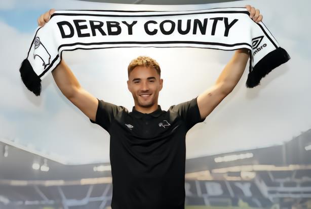 官方 : 德比郡签下布里斯托尔城后卫凯恩-威尔逊