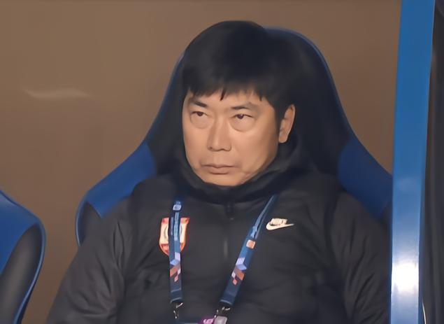 陈洋：浙江队前场有两名非常优秀的射手，要限制住对方的进攻