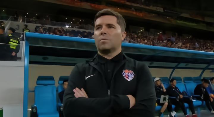 海牛主帅：八轮不胜要扭转逆境；深圳也会把明日比赛视为决战