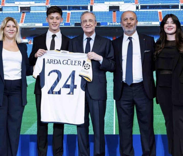 记者：居莱尔父亲利用巴萨的兴趣从皇马拿到了2300万欧元佣金