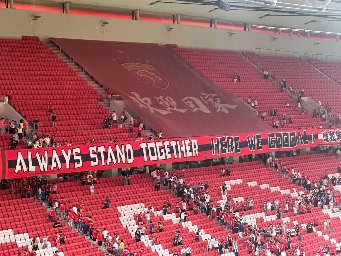 哈维尔：赢球要归功于球员努力，我会为球队成绩承担所有责任