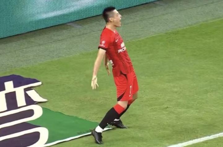 武磊：现场的球迷辛苦了，我们的目标永远都是一致的