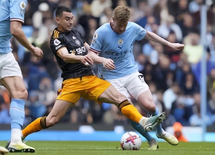 记者：马克-罗卡接近租借加盟皇家贝蒂斯，无买断条款