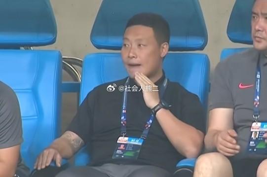 张源：陈涛指导是我们的大哥，我们都不希望他离开