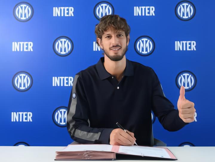 迪詹纳罗：孩童时期塞萨尔就是我的偶像；会尽我所能帮助国米