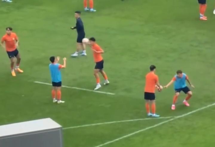 吴兴涵跟队训练，陈晨：脸皮够厚的，有才华没良心