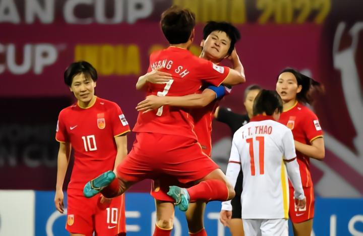 FIFA官网盘点中国女足五大值得关注球员，王珊珊、王霜在列