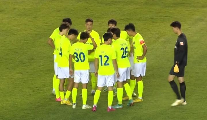 粤媒：上轮阿奇姆彭疑似拒绝出战；困境中深足内部人士也悲观