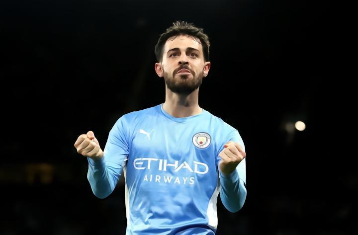 记者：巴萨想签下一名顶级中场，不排除引进B席