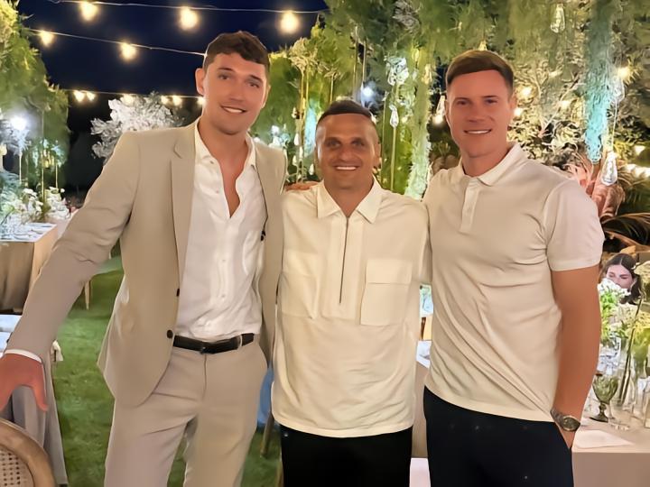 莱万好友：我请巴萨球员喝了伏特加，他们都喝不过我