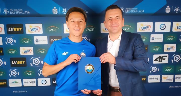 迈出第一步！官方：凯-梅里洛托租借至梅莱茨钢铁，可买断