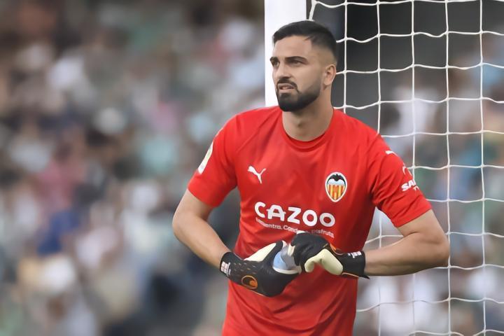 图片报：拜仁技术总监已经与马马尔达什维利经纪人进行接触