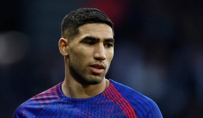 英媒：曼城和阿什拉夫互相有意，但要看帕瓦尔是否与沃克互换