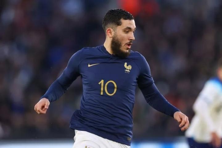 英媒：切尔西想要里昂小将谢尔基，将开出4000万欧元报价