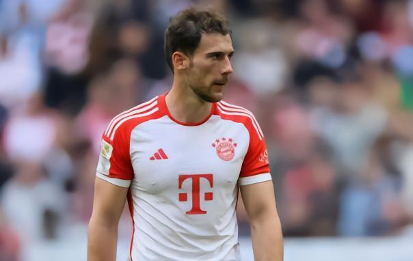 德媒：格雷茨卡想留在拜仁，但是必须要提高表现