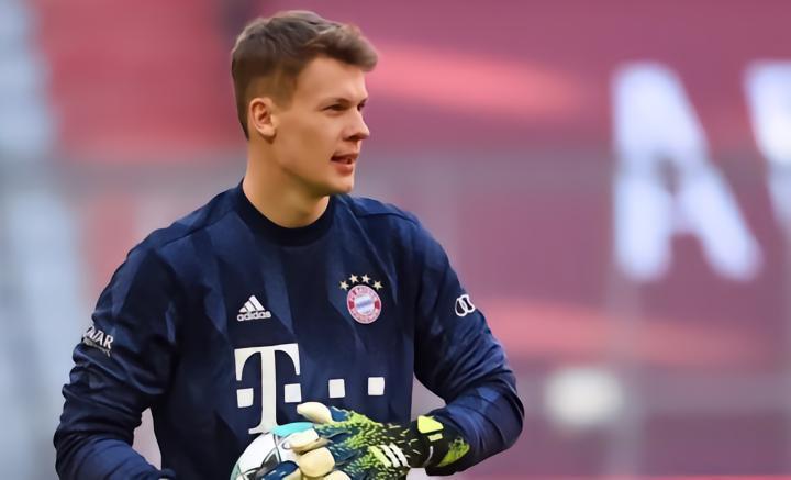 图片报：斯图加特想50万欧租借努贝尔，被拜仁拒绝