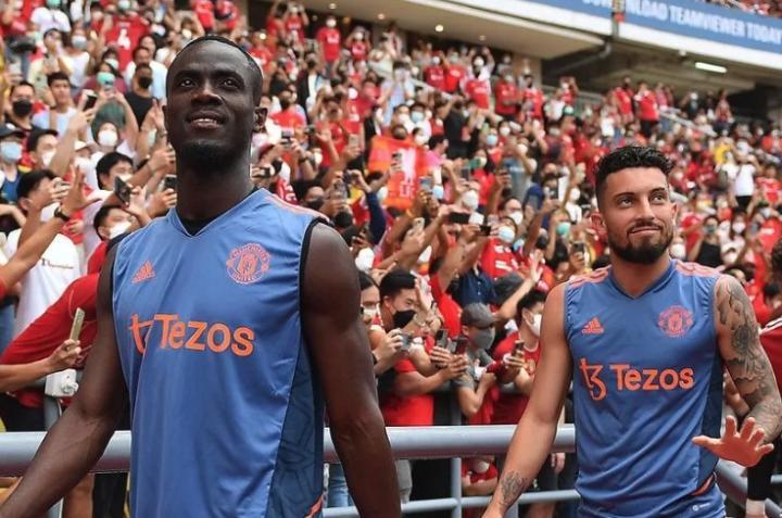 曼晚：拜利和特莱斯未归队报到，曼联计划出售他们