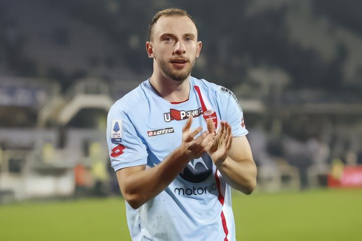 加利亚尼：目前没有关于卡洛斯-奥古斯托转会的任何谈判