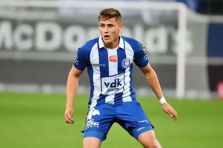 法媒：德斯勒不确定留队，图卢兹已联系根特边卫蒙特斯