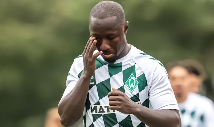 不莱梅官方：凯塔热身时内收肌受伤，将会缺席数周