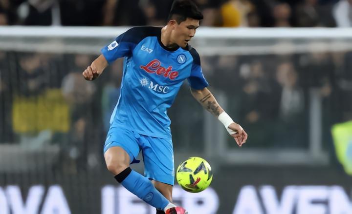 拜仁技术总监内佩：金玟哉责任感强，很专注，传球出色