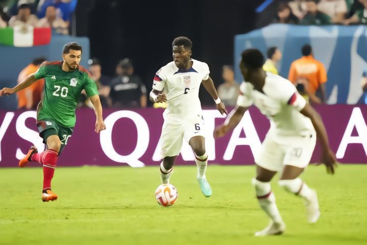 隆戈：米兰有信心2-3天签下穆萨，并准备2000万欧报价塔雷米