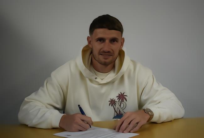 官方 : 考文垂签下巴恩斯利门将科林斯，为期三年