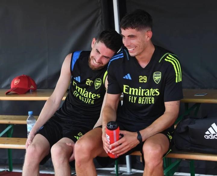 若日尼奥：听说哈弗茨可能转会时就给他电话，告诉他一定要来