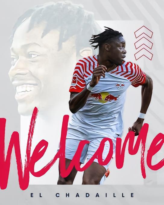 官方：巴黎小将比夏布转会加盟莱比锡，双方签约至2028年