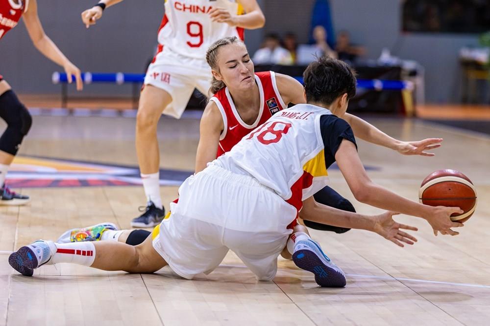 U19女篮世界杯-胡多灵18 5 李青阳15分 中国不敌捷克小组垫底