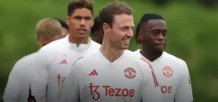 曼联爱丁堡季前赛名单：芒特、桑乔、瓦拉内在列，埃文斯入选