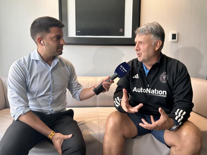 马蒂诺：梅西和布斯克茨本周首秀，阿尔巴当爸爸了晚几天加盟