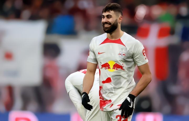 电讯报记者：曼城和莱比锡并未就格瓦迪奥尔转会达成一致