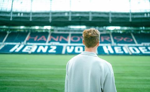 回家的孩子，真美！31岁的哈尔斯滕贝格如愿回到了