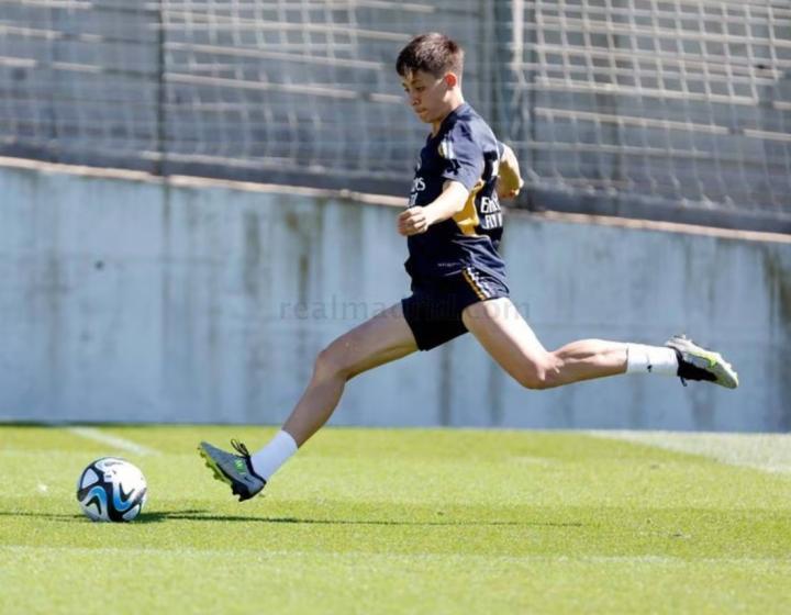 阿斯报：皇马为居莱尔制定增肌计划，还将提高其体能