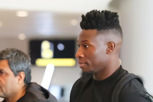 跟队记者：奥纳纳今日飞往纽约，与曼联会合