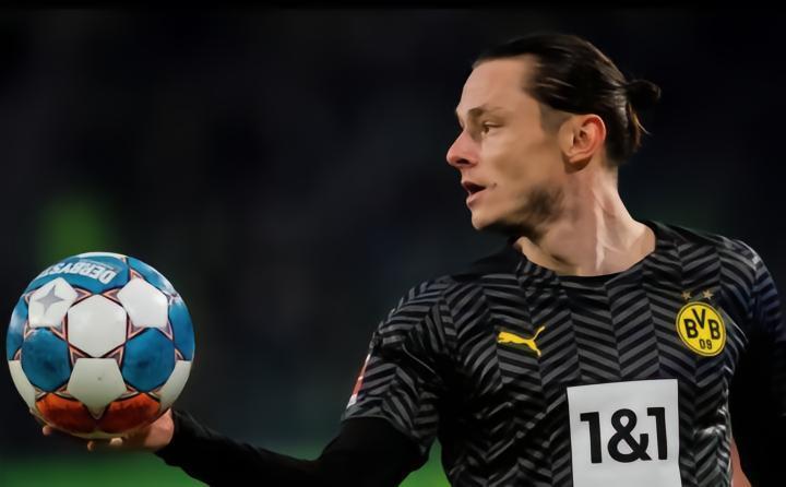 官方：多特与30岁后卫舒尔茨解约，据悉解约金250万欧