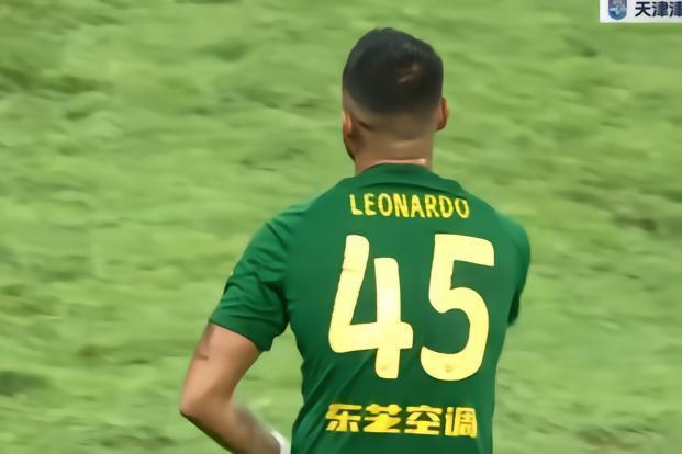 鲁媒：莱昂纳多因回避条款缺战泰山；帕托加盟泰山近期会官宣