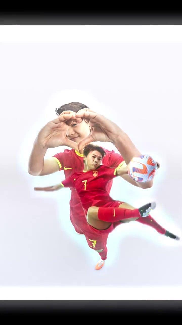 王霜社媒晒视频为世界杯首战预热：帅就完事