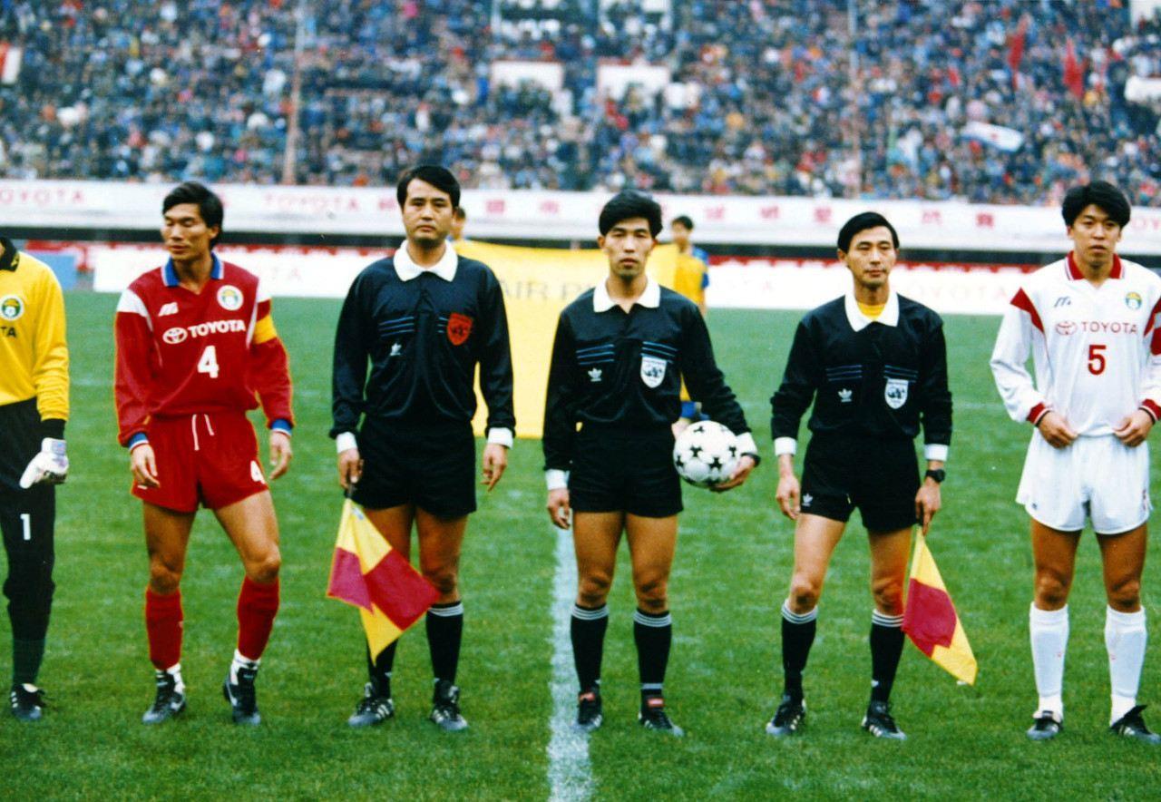 鲁媒：谭海并非第一位被查的“金哨”，陆俊曾被判刑5年6个月