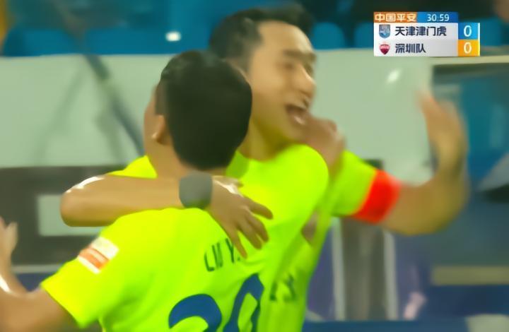 记者：深足赛前发半个月薪水，张源赛后表态深圳三年问心无愧