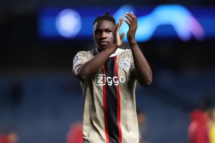 Here we go！罗马诺：富勒姆2100万欧签下阿贾克斯后卫巴锡