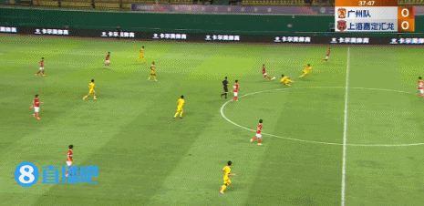半场-凌杰门前失良机 造门萨直红 广州暂0-0上海嘉定汇龙