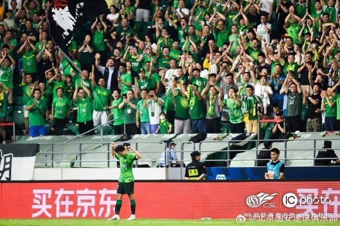 中超第十八轮，北京国安主场2-0青岛海牛，阿代米、姜祥佑破门