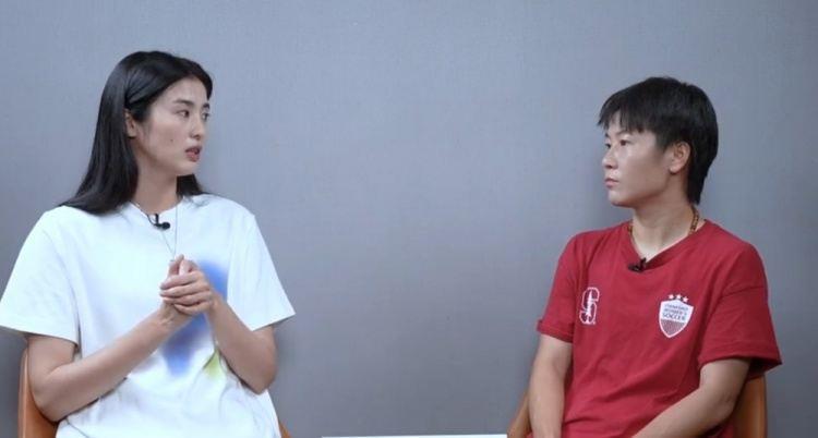 女足老将张睿：欧洲女足发展迅猛 年轻5岁我肯定出国踢球