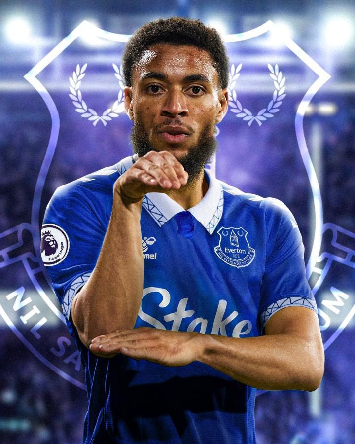 罗马诺：丹朱马已通过埃弗顿体检，球员将租借加盟至2024年