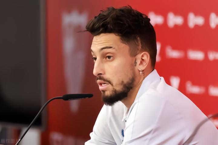 C罗高兴了，曼联的好兄弟特莱斯转会加盟利雅得胜利